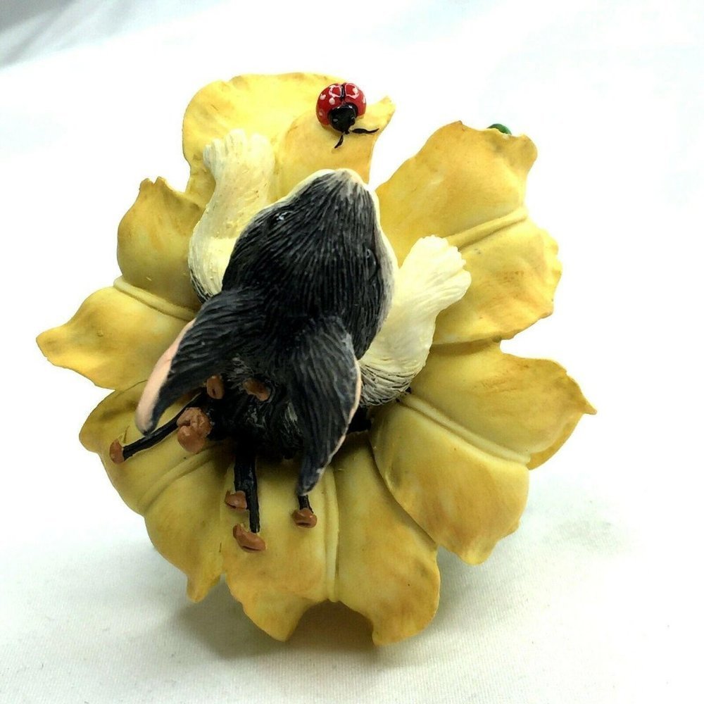 Charming Tails Bunny Binkey In A Lily 89/305 RARE Older Version Dean Griff 1993 - Picture 5 of 11